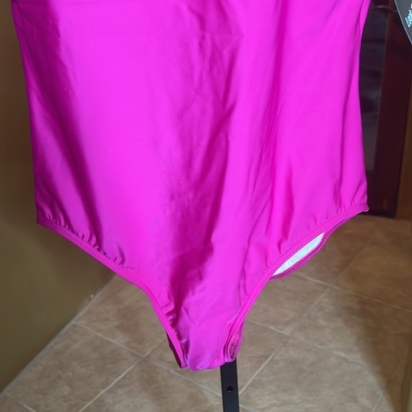 NWT MIRACLESUIT SWIMSUIT Slimming Spectra Bright Pink White Size 16 - Picture 5 of 12